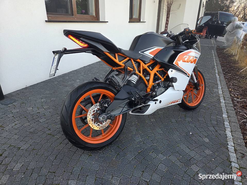 KTM RC 125 2017 1253 15 39316 ABS ZAREJESTROWANY Sieradz