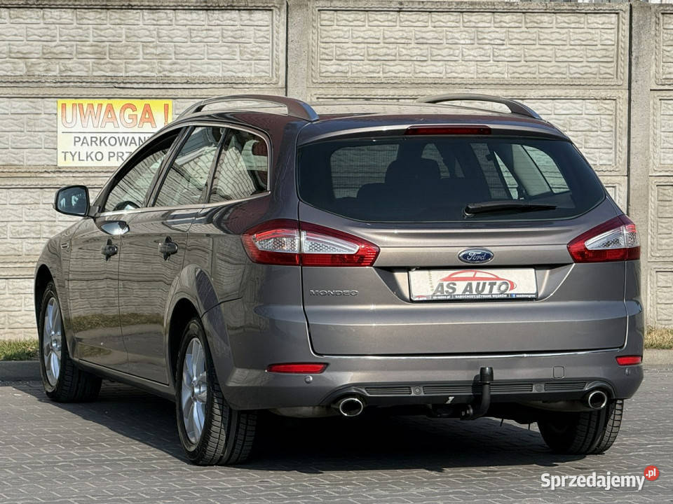 Ford Mondeo 20T 203 nieuszkodzony