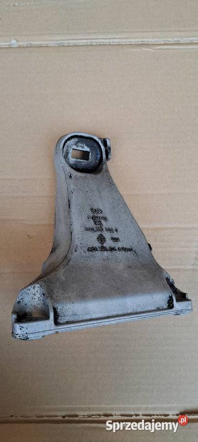 Łapa mocowanie silnika 8A0199308D Audi 80 B4 Luzino sprzedam