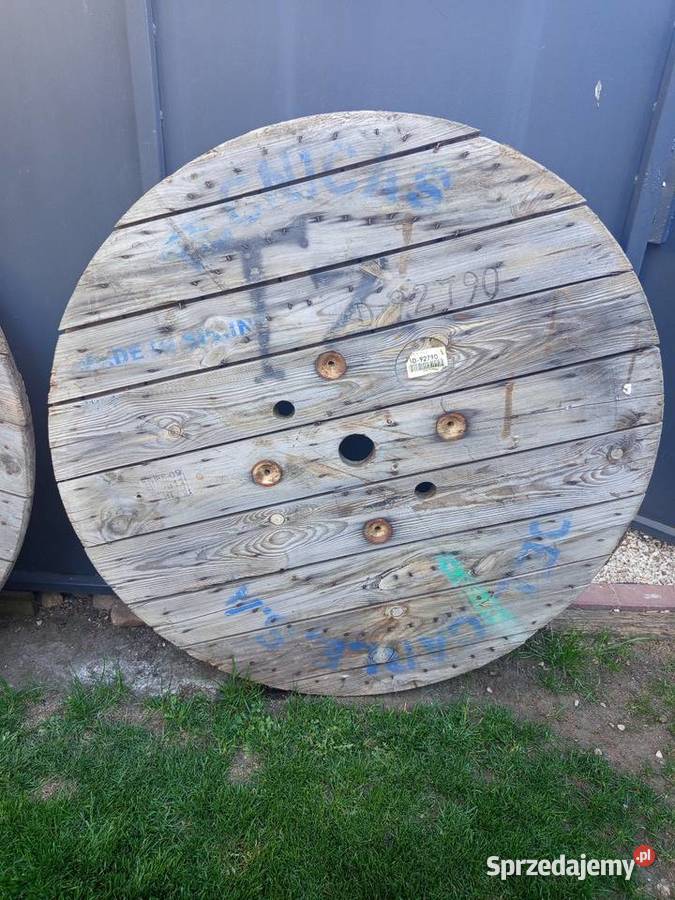 Super duże blaty drewniane szpuli z przewodów Kępno sprzedam