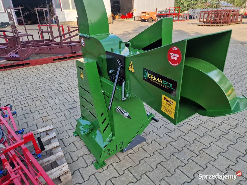 Rębak półautomatyczny do gałęzi na zrębkę świętokrzyskie