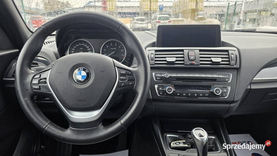 BMW 118 climatronic biała perła bixsenon duza czujnik zmierzchu sprzedam