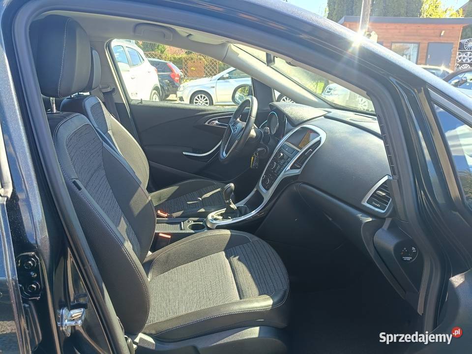 Opel Astra J 14 TURBO 140 Super Stan Rogóźno sprzedam