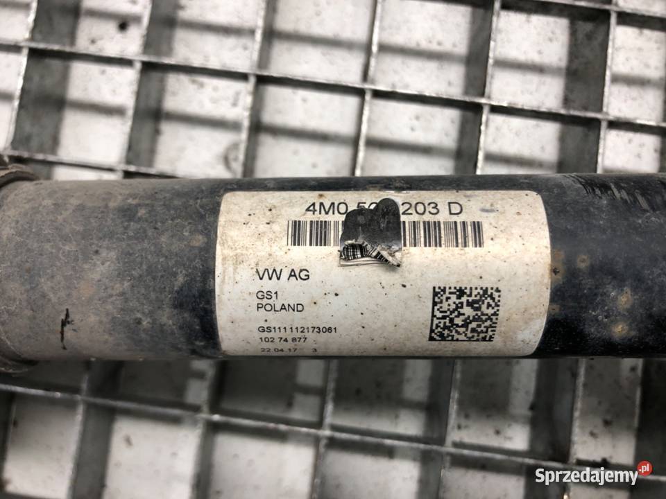 PÓŁOŚ PRAWY TYŁ AUDI Q7 4M 4M0501203D 30 272 SUV Półosie