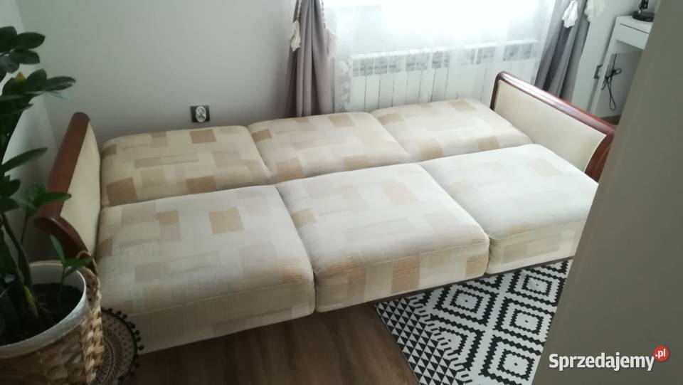 WERSALKA rozkładana Meblotap Sofa kremowa Brzostek sprzedam