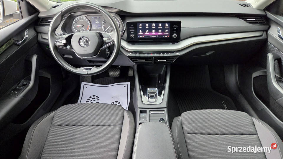koda Octavia 20TDI 150 DSGAmbitionSalon serwis biały