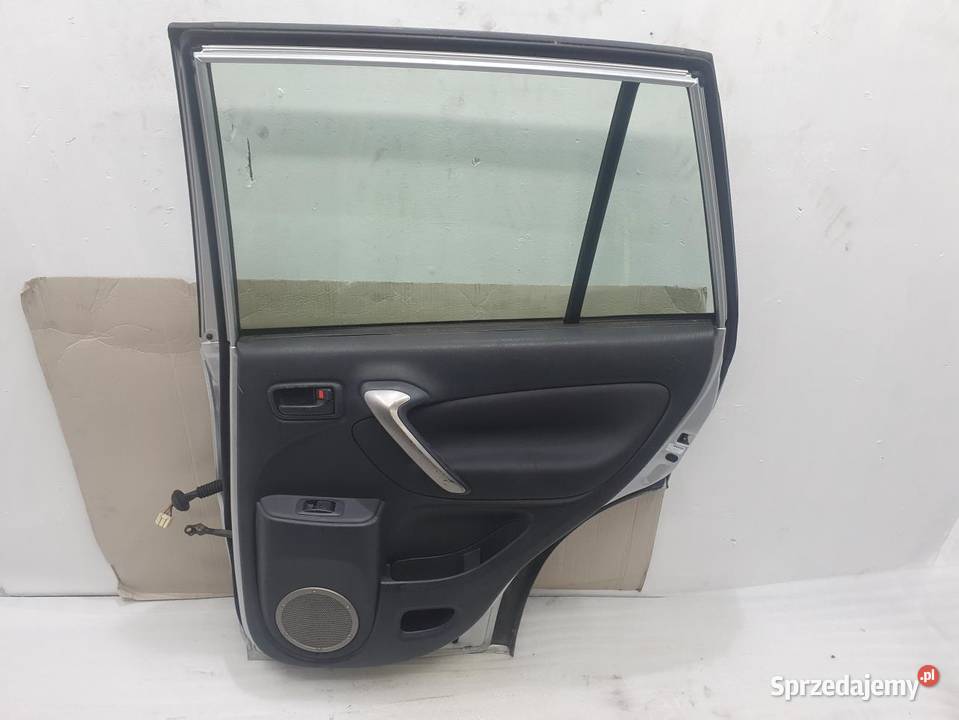 DRZWI PRAWY TYŁ TOYOTA RAV4 9400 sprzedam