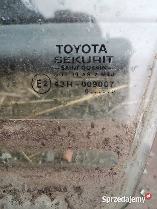Szyba boczna toyota corolla e12 śląskie Czerwionka-Leszczyny sprzedam