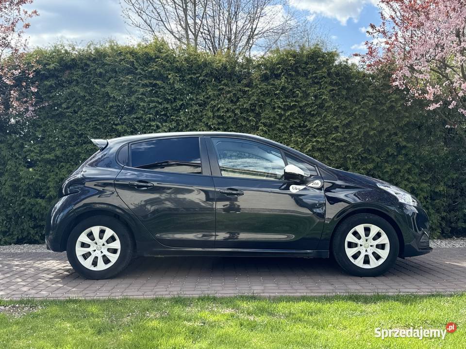 Peugeot 208 2016 doinwestowany Młodojewo