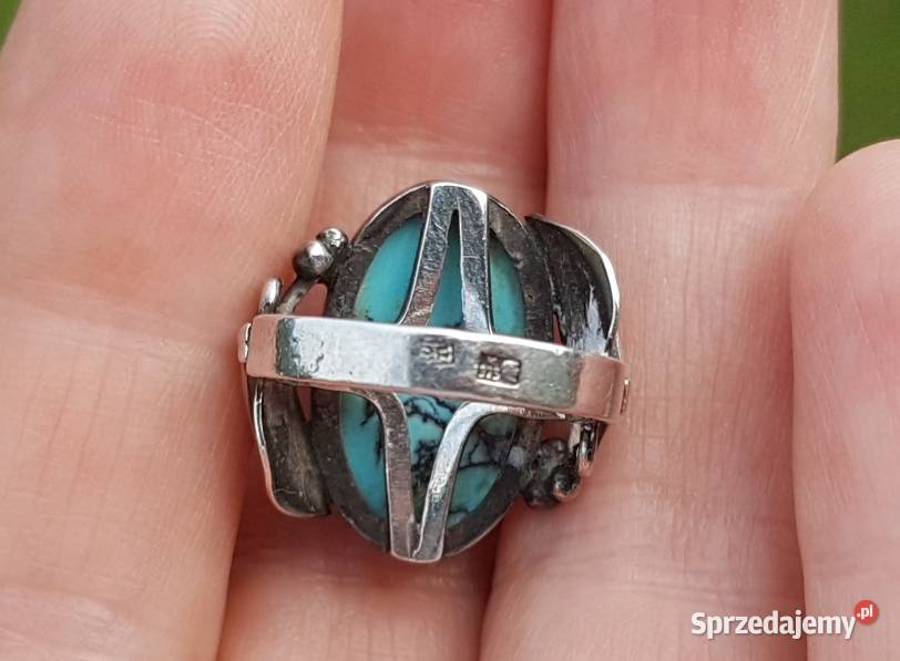 Stary srebrny pierścionek z turkusem Myszków