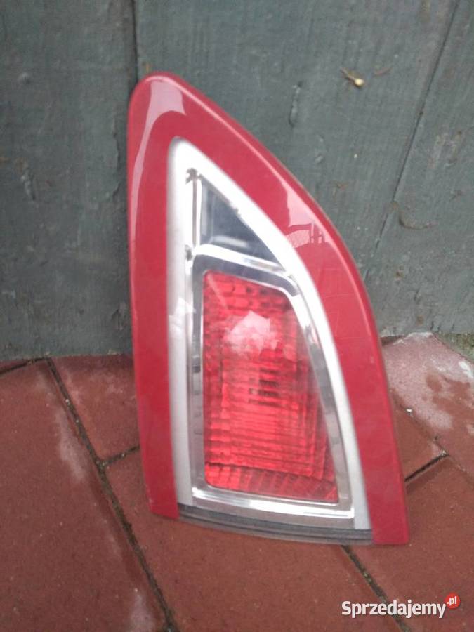Renault scenic 3 lampa prawy tył w klapę łódzkie Radomsko