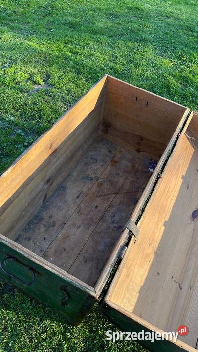 Antyczna skrzynia świetny stan Do renowacji z podkarpackie Rzeszów sprzedam