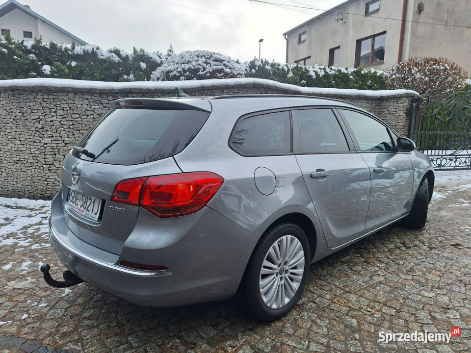 Opel Astra Sport Tourer 14 Turbo Edition J 140KM Siewierz