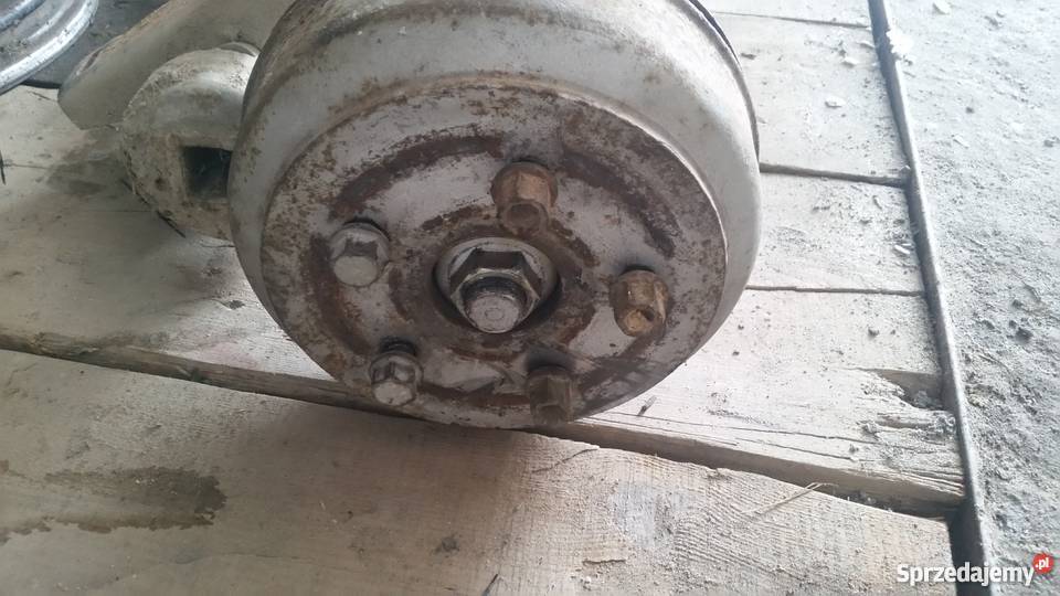 Oś skrętna do przyczepki