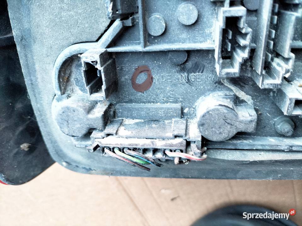 GOLF 3 MK3 LAMPA TYLNA PRAWA lubelskie Kamień-Kolonia