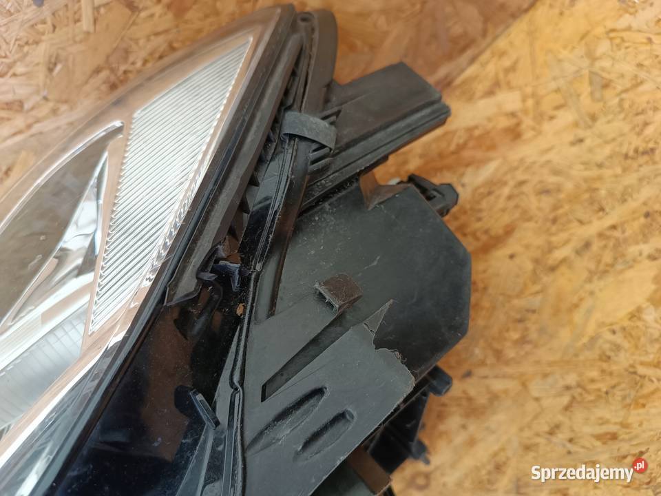 LAMPA LEWY PRZÓD REFLEKTOR EU 5TB941035B Lampy przednie wielkopolskie