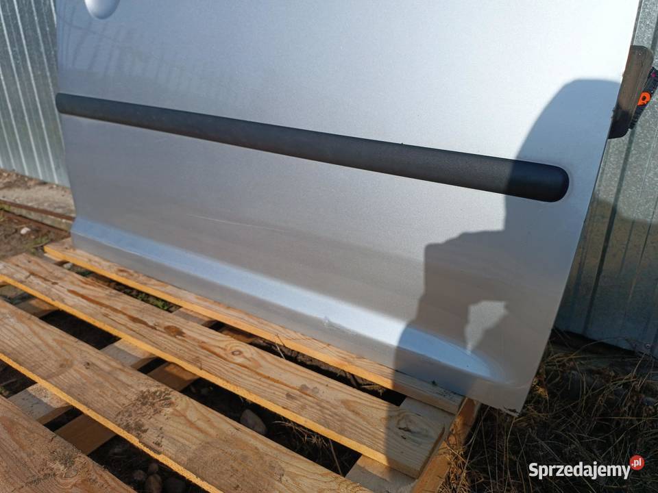 DRZWI PRAWY PRZÓD LA7W VW CADDY 2K osobowe
