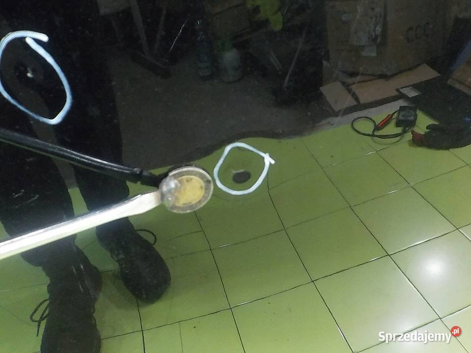 MERCEDES C W204 20 CDI AUT 09r SEDAN maska Maski mazowieckie