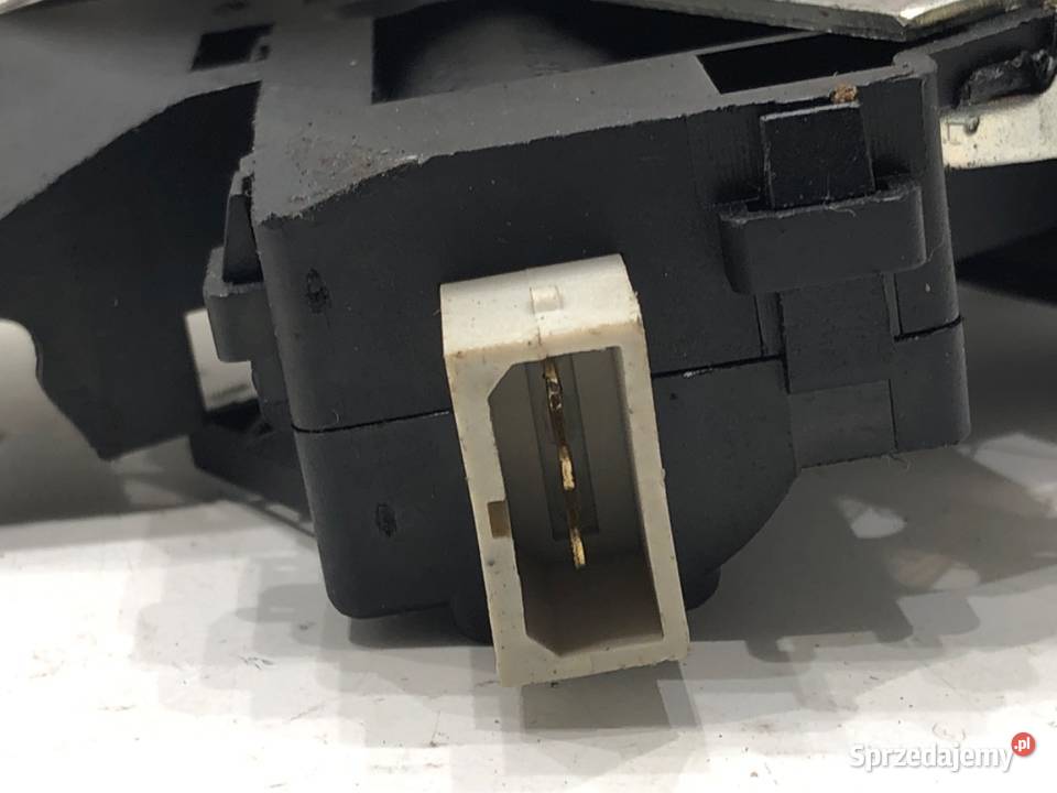 ZAMEK KLAPY TYŁ VW CC B7 SportowyCoupe