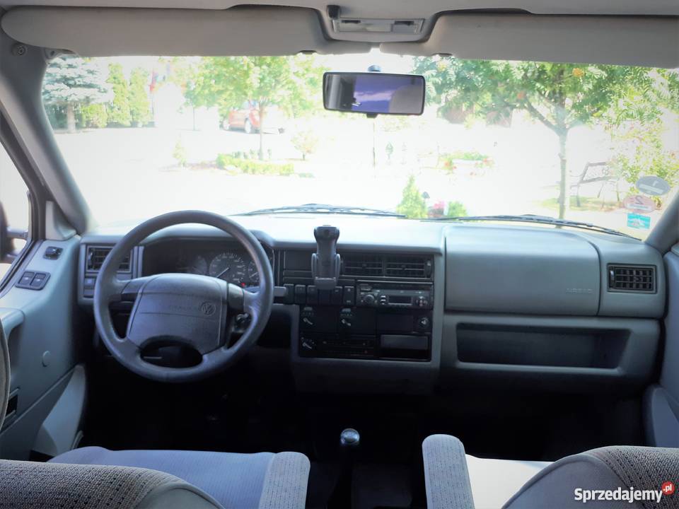 VOLKSWAGEN T4 MULTIVAN 19 TD GOTOWY DO czarny Wyszków sprzedam