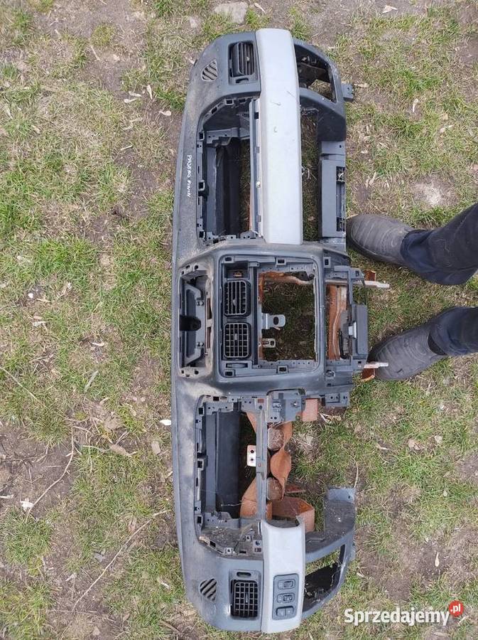 MITSUBISHI PAJERO PININ konsola deska sprzedam