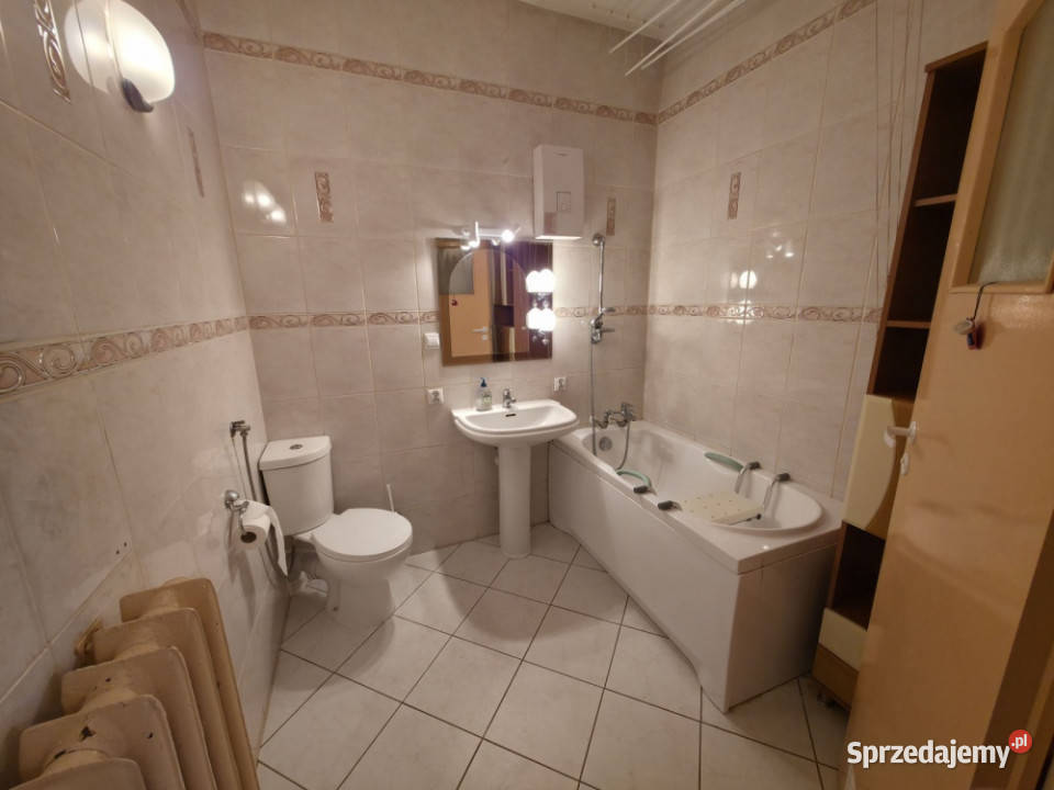 Klimatyczny dom z niezależnym garażem w centrum 4181zł/m2 Świdwin