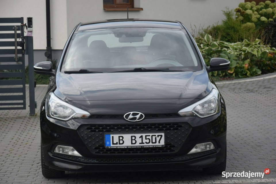 Hyundai i20 12B Klima Grzane Fotele i Kierownica Hatchback Majdan Sieniawski sprzedam