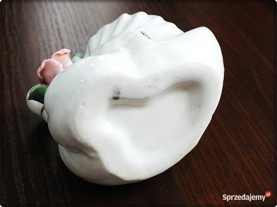 Figurka Porcelanowa Dwa Białe Łabędzie matka z Porcelana i szkło sprzedam