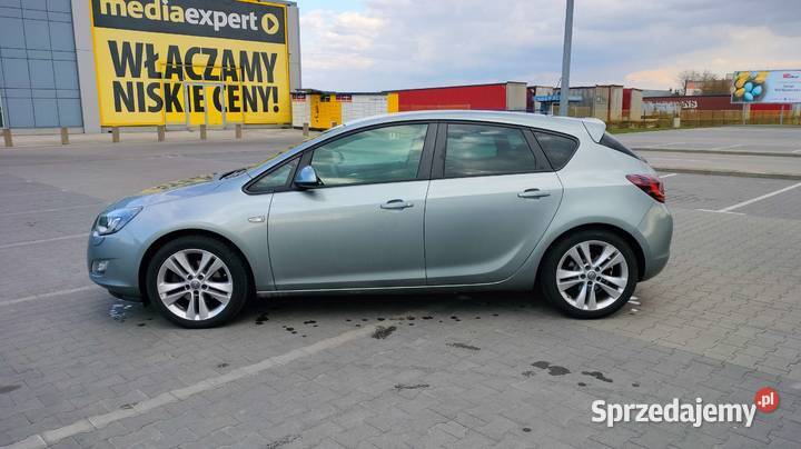 Opel astra J 17 cdti 110 255000km Ciechanów