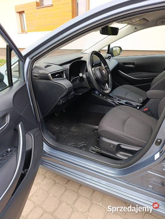 Toyota Corolla 18 Hybrid ComfortStyleTech klimatyzacja Corolla Górzno