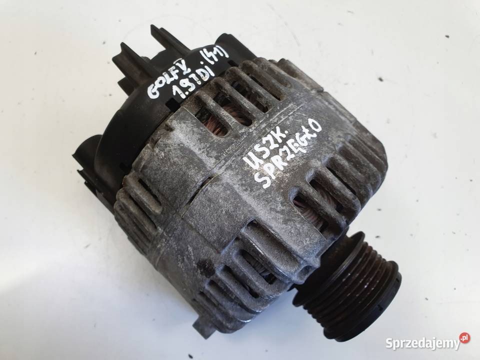 VW Golf V 19 TDI ALTERNATOR valeo 06F903023C osobowe lubelskie Janów