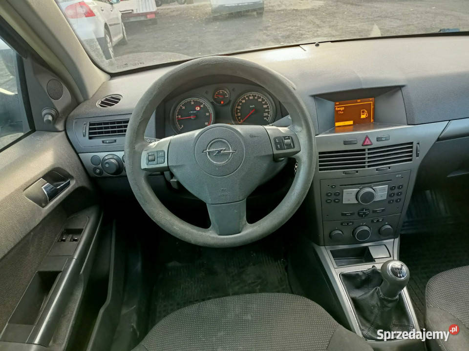 Opel Astra Opel Astra 17CDTI 80 05r H 20042014 Astra Tarnów sprzedam