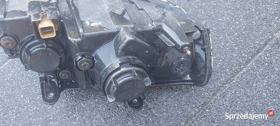 Hyundai coupe tiburon 2002 2003 2005 lampa Byków sprzedam