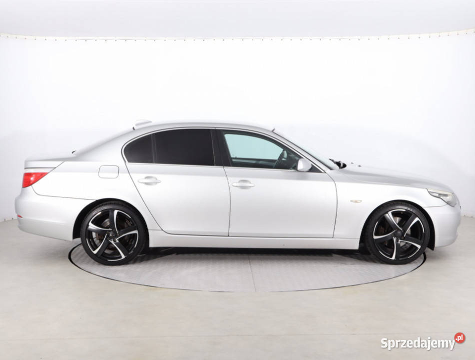 BMW 5 520d srebrny Piaseczno