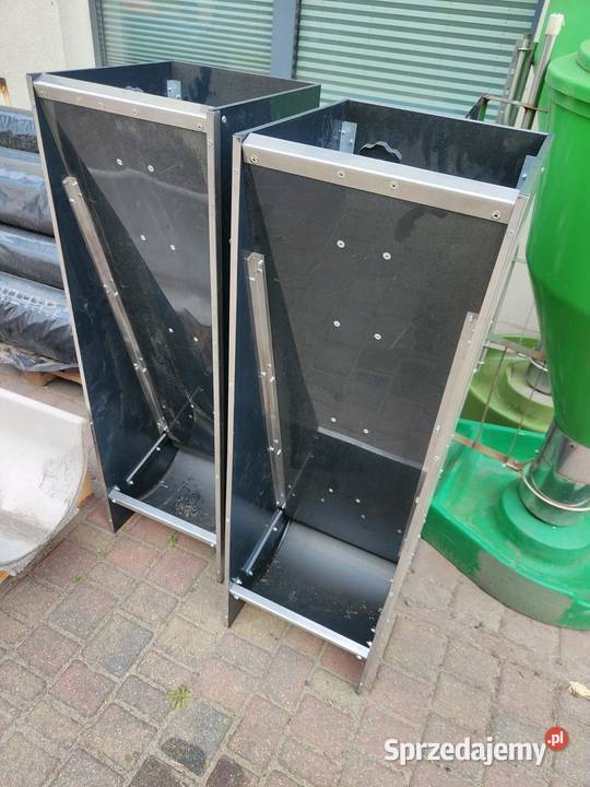 Automatkarmnikpaśnik paszowy tuczników na sucho Raciąż