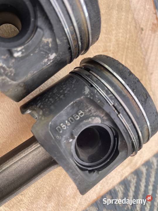 Korbowód tłok N47 177 BMW E90 E87 osobowe Stalowa Wola