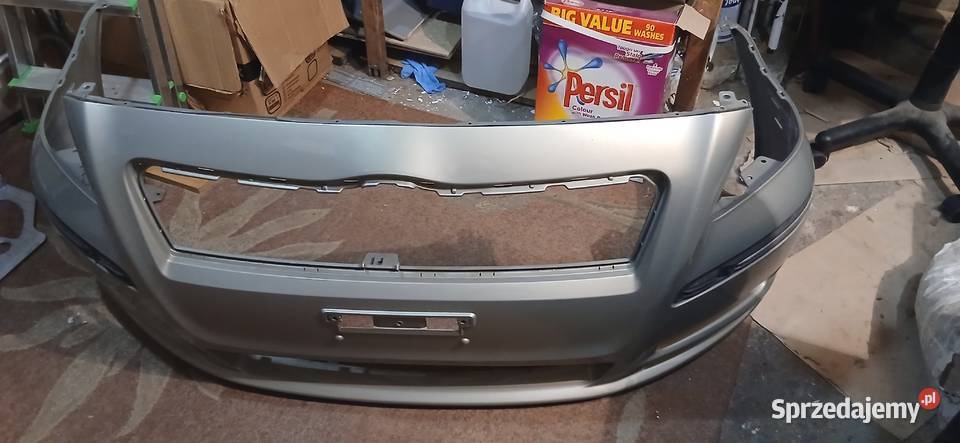 Przedni zderzak Toyota Avensis 2003 r Łódź sprzedam