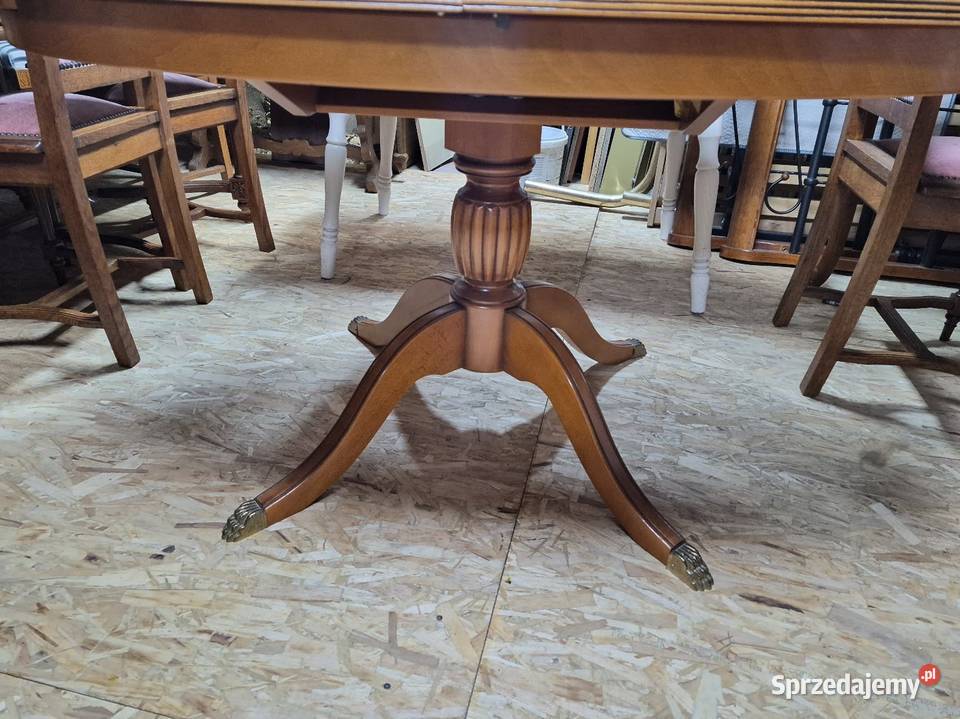 Owalny drewniany stół w stylu angielskim z 95cm Sypniewo