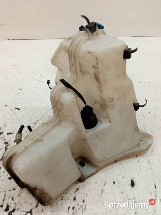 ZBIORNICZEK SPRYSKIWACZY Skoda Scala I 2019 świętokrzyskie