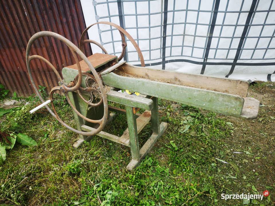 Sieczkarnia Stara Sprawna nieuszkodzony Skomielna Biała