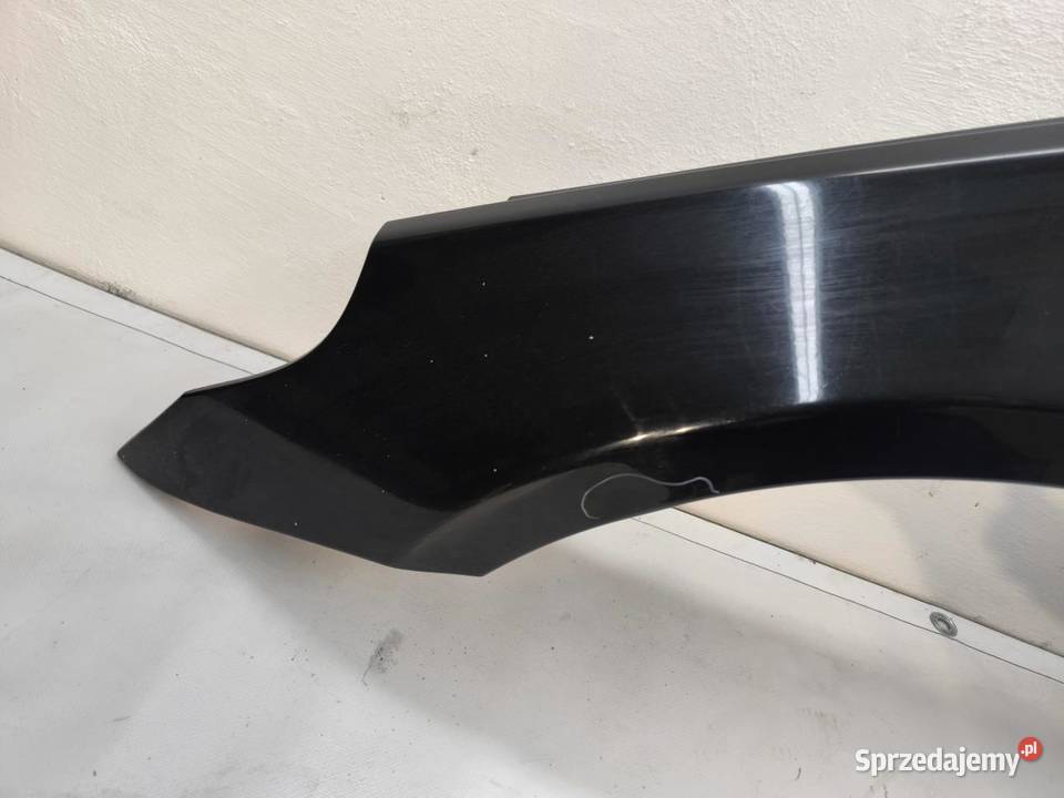 BŁOTNIK LEWY PRZÓD 668 BMW E61