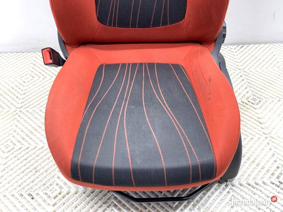 FOTEL LEWY PRZÓD OPEL CORSA D Hatchback 0614