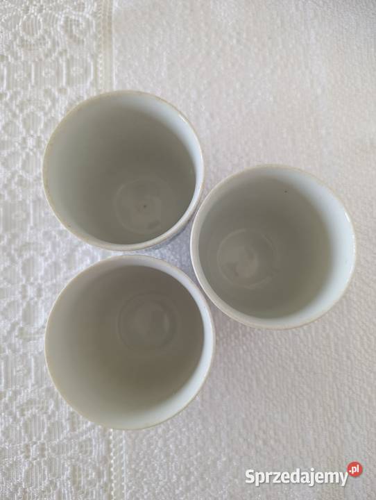 Nieużywane 3 kubeczki Chodzież PRL Porcelana i szkło świętokrzyskie Kielce sprzedam