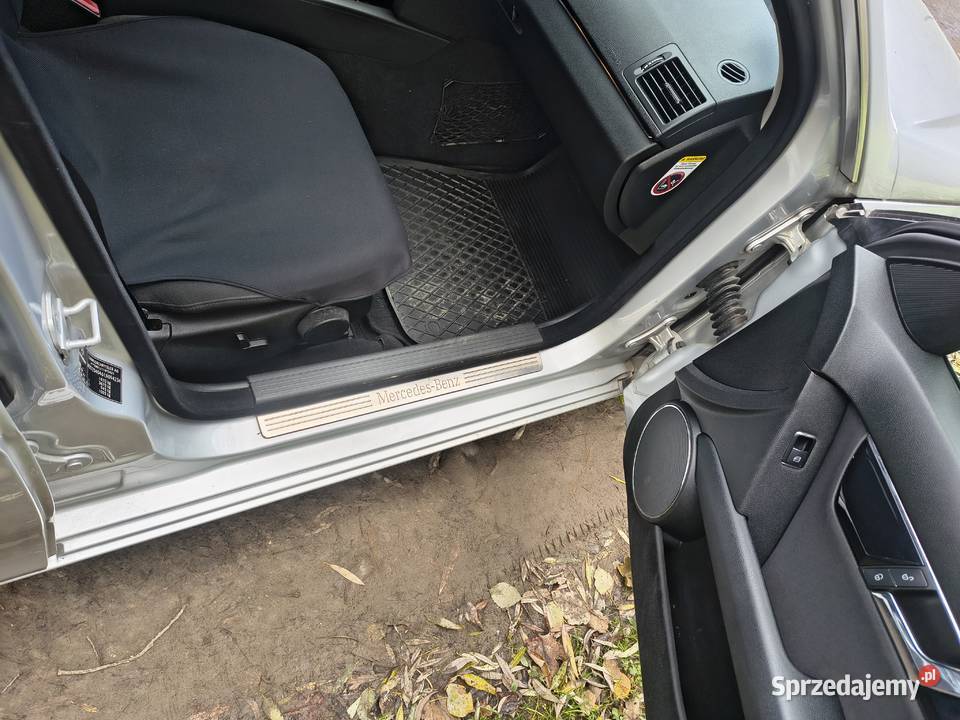 mam do sprzedania Mercedes Benz Klasa c 18 gniazdo AUX Zembrzyce