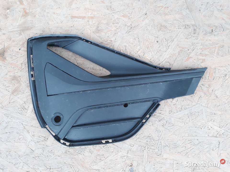 BMW X1 F48 LIFT KRATKA PRAWA ZDERZAKA PRZÓD Międzychód