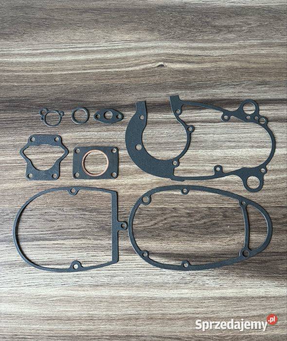 NOWE POLSKIE USZCZELKI SILNIKA KOMAR S38 SILNIK Uszczelki silnika i osprzętu Bielsko-Biała