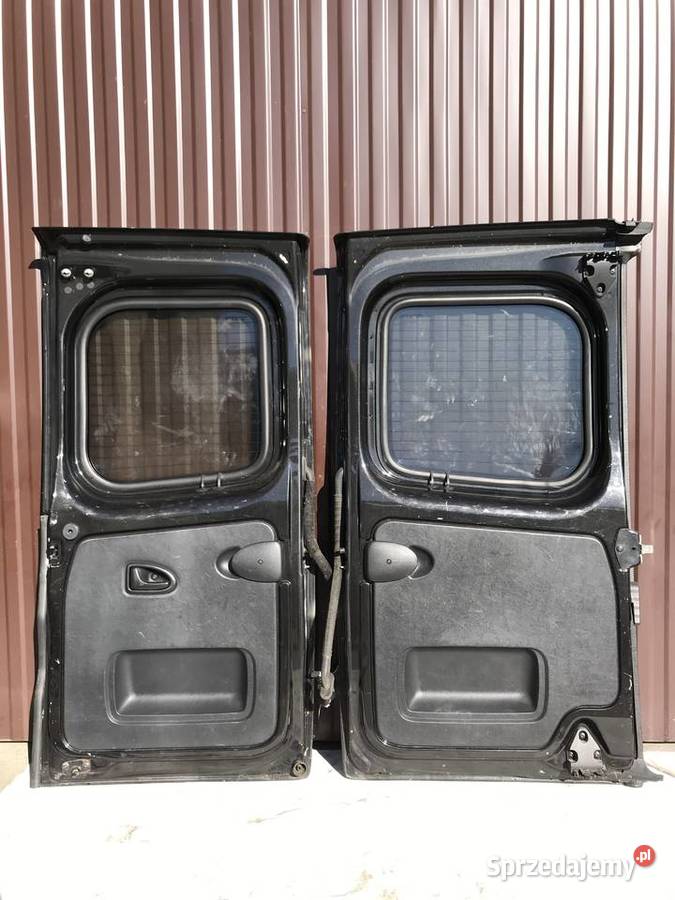 Drzwi tylne prawe TED68 Renault Trafic III Opel Barwałd Dolny