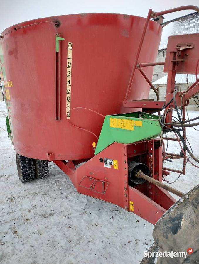 Wóz paszowy paszowóz Strautmann Skaryszew