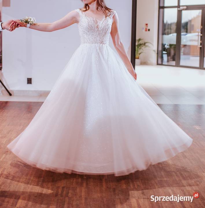 Sprzedam suknię ślubną Herms Bridal welony Odzież ślubna Turek sprzedam