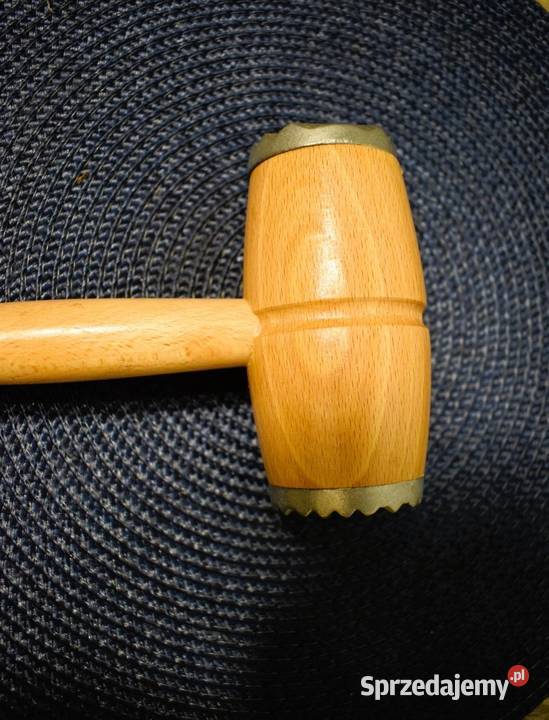 Tłuczek młotek drewniany okuty Wyposażenie wnętrz Chełmno sprzedam
